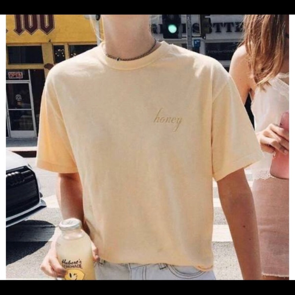 Brandy Melville honey tee